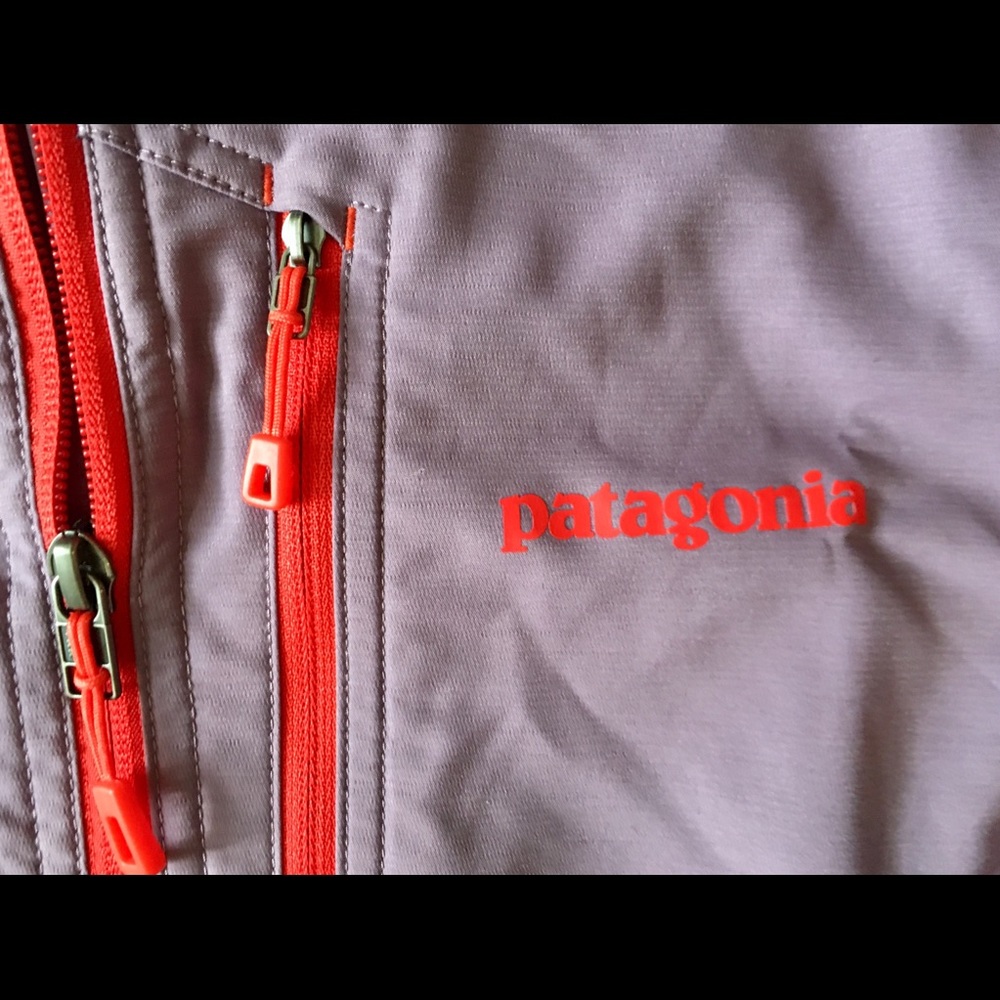 Patagonia light weight jacket NWOT